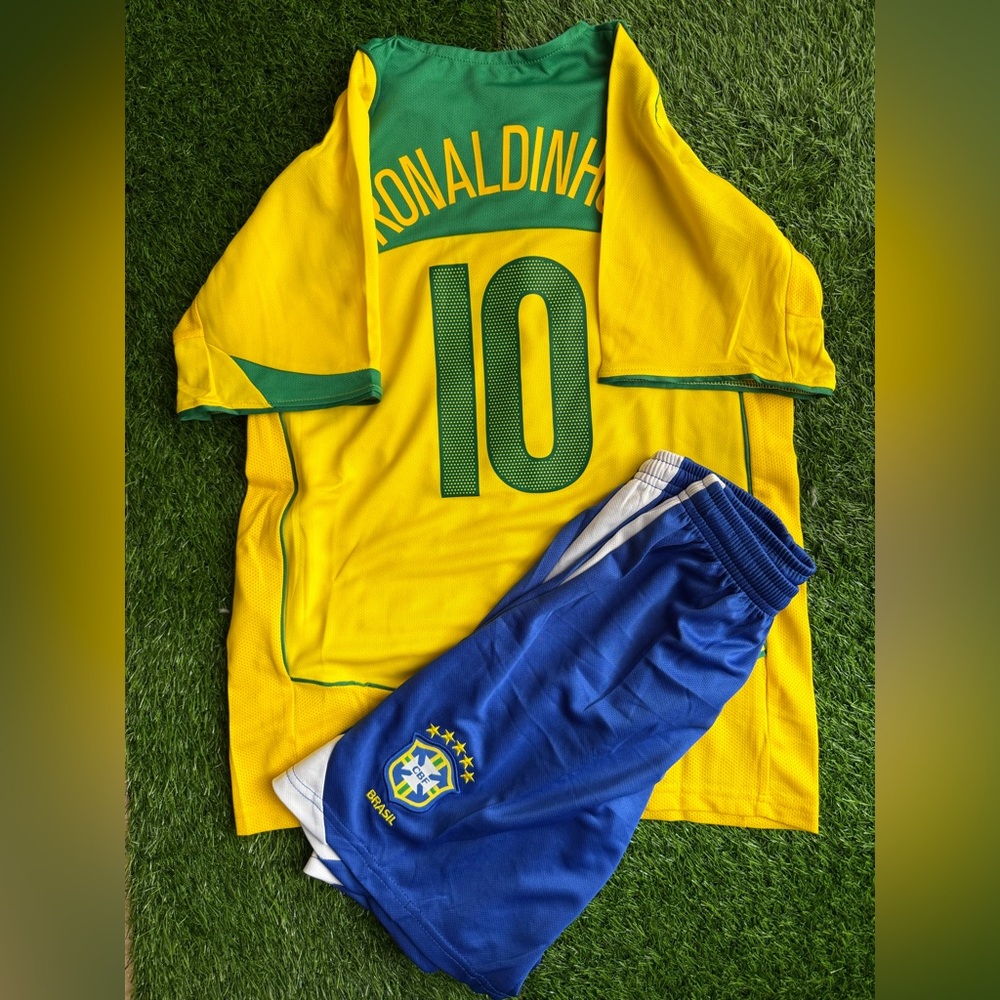 Ronaldinho Brasil retro jersey kids set